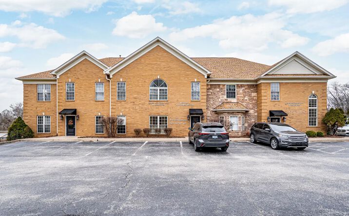 Pictures of Office property located at 3103 Breckenridge Ln, Louisville, KY 40220 for sales - image #1