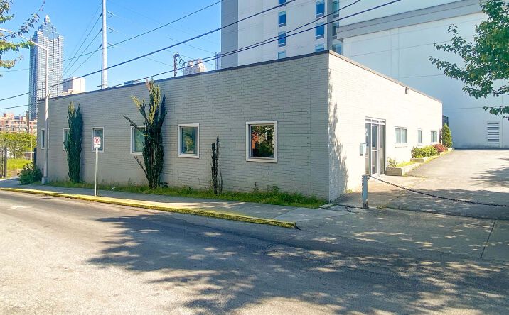 Pictures of Office property located at 381 Venable St NW, Atlanta, GA 30313 for sales - image #1