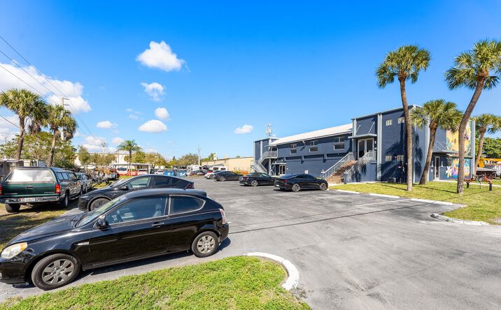 Pictures of Industrial, Land, Mixed Use, Office, Special Purpose property located at 325 SW 26th St, Fort Lauderdale, FL 33315 for sales - image #1