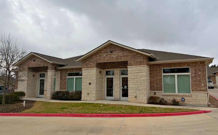 Pictures of Office property located at 3309 Forest Creek Dr, Round Rock, TX 78664 for sales - image #1