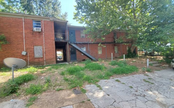 Pictures of Multifamily property located at 665 E Pontotoc Ave, Memphis, TN 38126 for sales - image #1