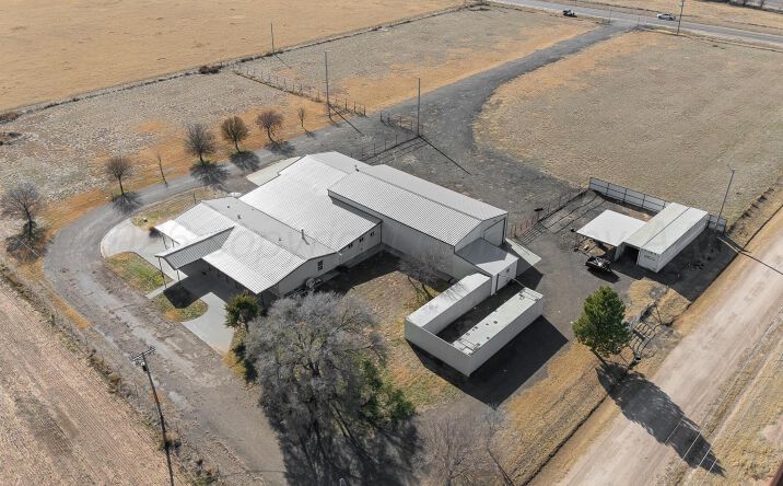 Pictures of Mixed Use property located at 2501 W Trammel Ave, Amarillo, TX 79118 for sales - image #1