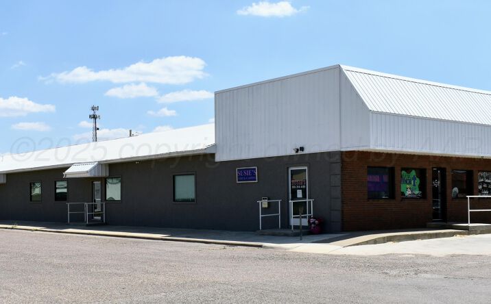 Pictures of Mixed Use property located at 344 E 3rd St, Hereford, TX 79045 for sales - image #1