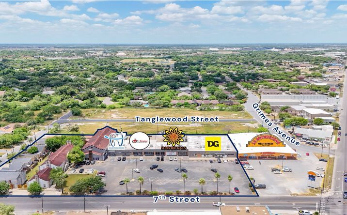 Pictures of Multifamily, Office, Retail property located at 1109 N 7th St, Harlingen, TX 78550 for sales - image #1