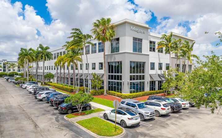 Pictures of Office property located at 7950 NW 53rd St, Doral, FL 33166 for sales - image #1