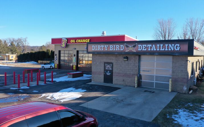 Pictures of Retail property located at 818 8th St, Baraboo, WI 53913 for sales - image #1