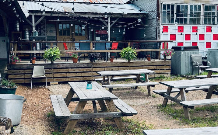 Pictures of Hospitality, Mixed Use, Retail, Special Purpose property located at 115 Compress St, Pittsburg, TX 75686 for sales - image #1