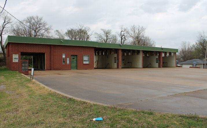 Pictures of Special Purpose property located at 1806 W Broadway St, Collinsville, OK 74021 for sales - image #1