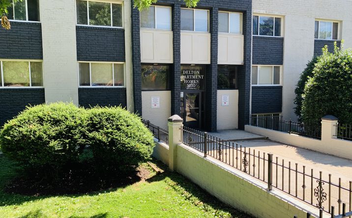 Pictures of Multifamily property located at 3030 30th St SE, Washington, DC 20020 for sales - image #1