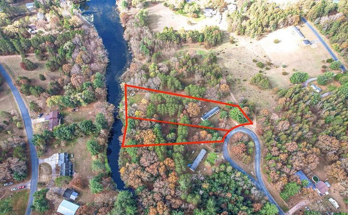 Pictures of Land property located at 3649 and 3648 11th Drive, Wisconsin Dells, WI 53965 for sales - image #1