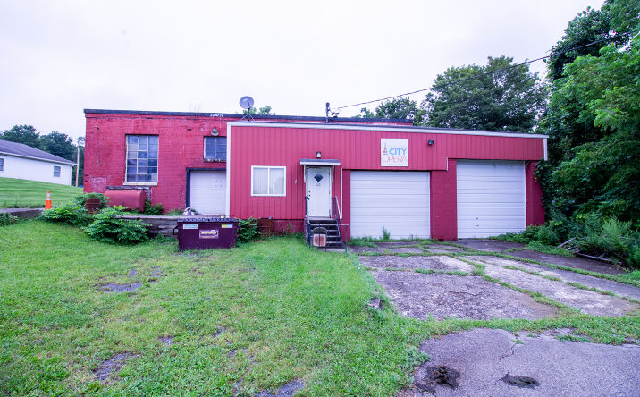 Pictures of Industrial, Self Storage property located at 22 Creamery Rd, Johnson, NY 10933 for sales - image #1
