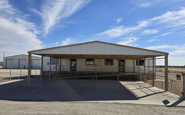 Pictures of Mixed Use, Industrial, Retail property located at 8626 S Eunice Highway St 18, Hobbs, NM 88240 for sales - image #1