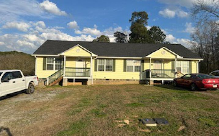 Pictures of Multifamily property located at 34,36,56, 58,62,64,68,70,94,96 Summerfield Rd, La Fayette, GA 30728 for sales - image #1