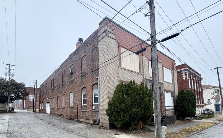 Pictures of Special Purpose property located at 111 N 5th Street, Keokuk, IA 52632 for sales - image #1
