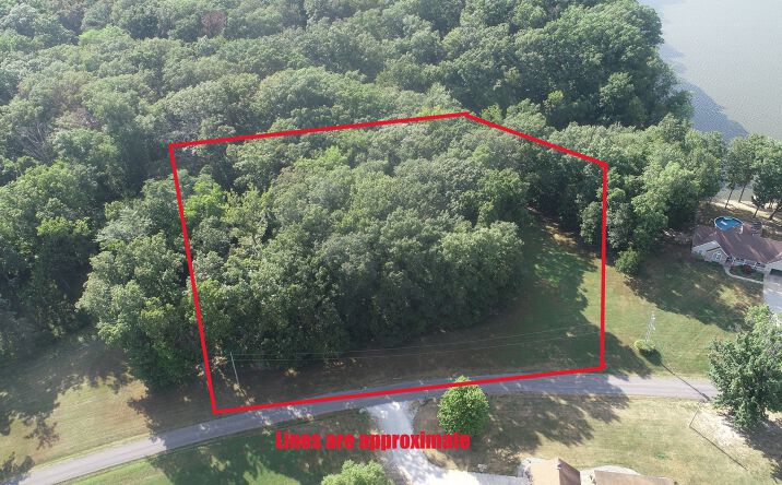 Pictures of Land, Multifamily property located at Possum Lane, Centralia, IL 62901 for sales - image #1