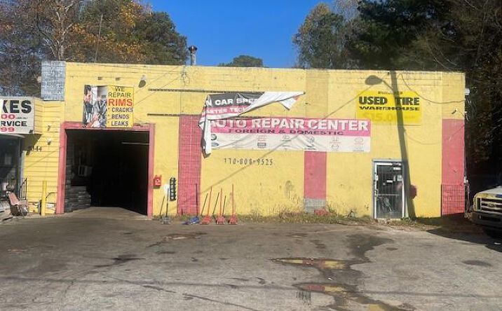 Pictures of Business for Sale, Retail, Industrial property located at 5344 Covington Highway, Decatur, GA 30035 for sales - image #1