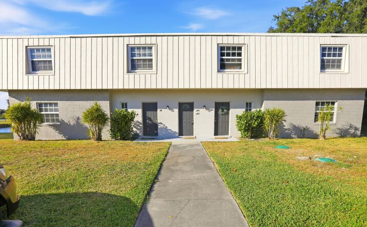 Pictures of Multifamily property located at 14938 Wise Way, Fort Myers, FL 33905 for sales - image #1