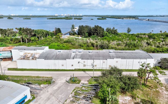 Pictures of Industrial property located at 2130 Old Dixie Hwy, Fort Pierce, FL 34946 for sales - image #1