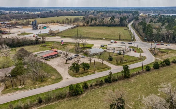 Pictures of Business for Sale property located at 31608 Old Hempstead, Magnolia, USA 77355 for sales - image #1