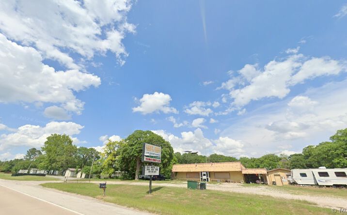 Pictures of Retail, Office, Industrial, Special Purpose property located at 5268 S Highway 377, Kingston, OK 73439 for sales - image #1
