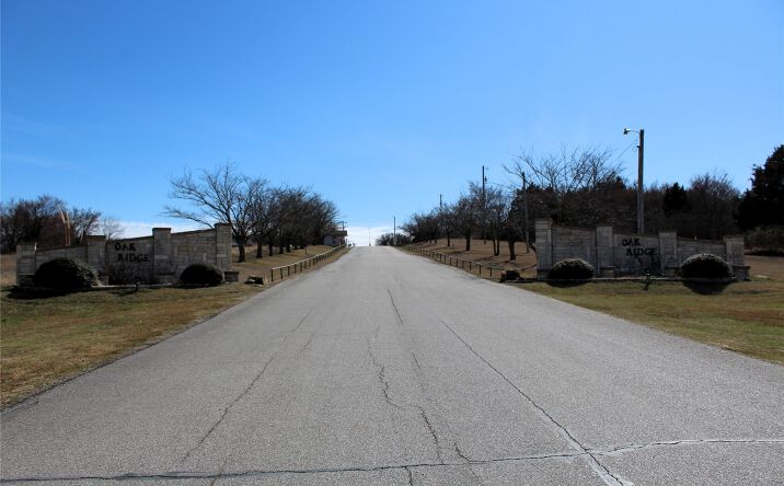 Pictures of Land property located at 1901 River Oak Drive, Kingston, OK 73439 for sales - image #1