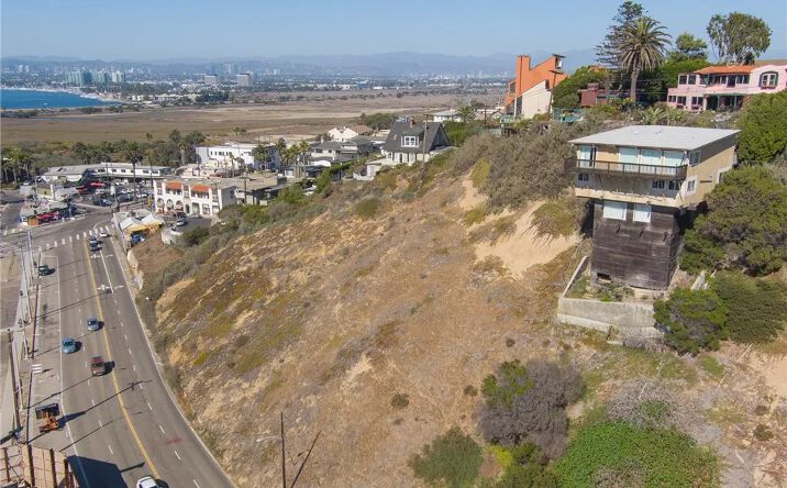 Pictures of Land property located at 6929 Vista Del Mar, Playa Del Rey, CA 90293 for sales - image #1