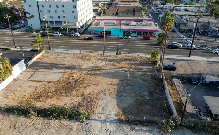 Pictures of Land property located at 3527 Pacific Coast Hwy, Signal Hill, CA 90755 for sales - image #1