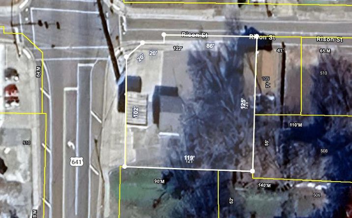 Pictures of Land property located at 511 N Market St, Paris, TN 38242 for sales - image #1