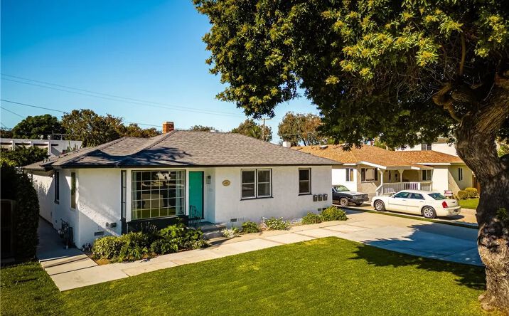 Pictures of Multifamily property located at 4851 Faculty, Long Beach, CA 90808 for sales - image #1