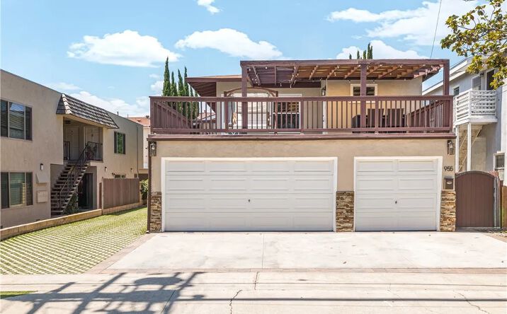 Pictures of Multifamily property located at 955 Virginia Street, El Segundo, CA 90245 for sales - image #1