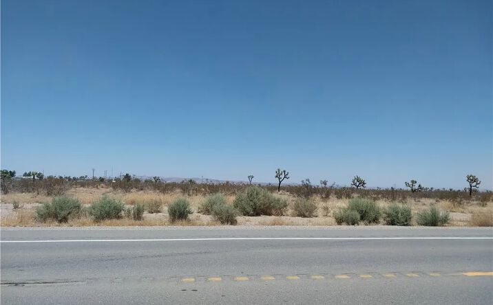 Pictures of Land property located at 5900 Palmdale, Adelanto, CA 92371 for sales - image #1