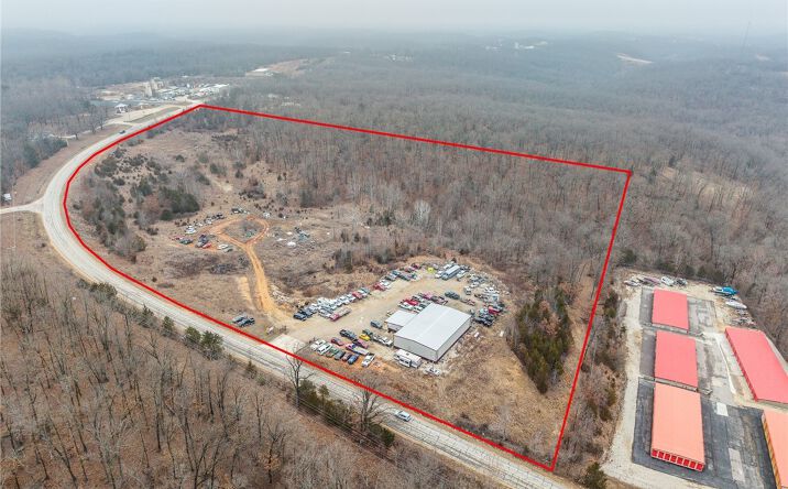 Pictures of Industrial, Multifamily property located at 2640 Old Rte 5, Camdenton, MO 65020 for sales - image #1