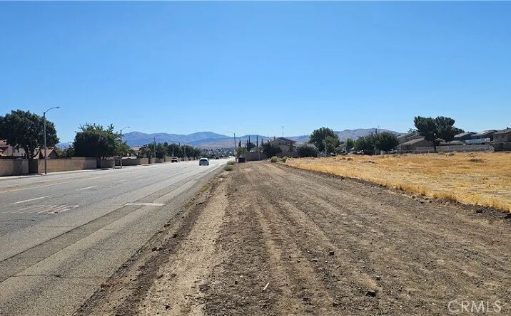 Pictures of Land property located at 30th East, Palmdale, CA 93550 for sales - image #1