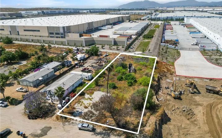 Pictures of Land property located at 22738 Redwood, Perris, CA 92570 for sales - image #1