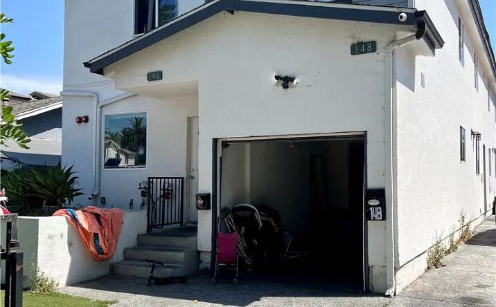 Pictures of Multifamily property located at 146 E 94th Street, Los Angeles, CA 90003 for sales - image #1