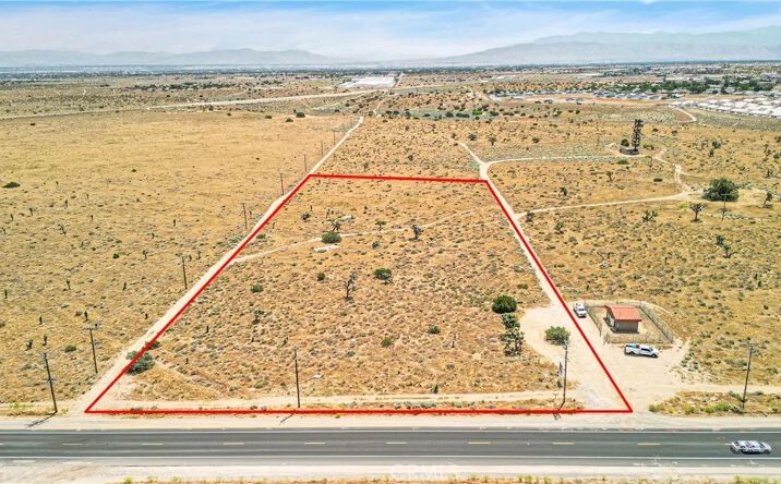 Pictures of Land property located at 395 Hwy, Hesperia, CA 92345 for sales - image #1