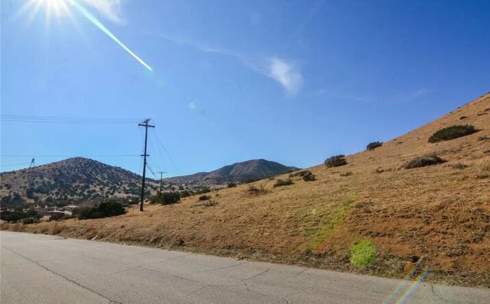 Pictures of Land property located at 720 Berncastle, Acton, CA 93510 for sales - image #1