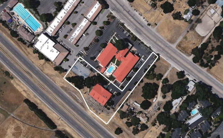 Pictures of Retail property located at 3610 El Camino Real, Atascadero, CA 93422 for sales - image #1