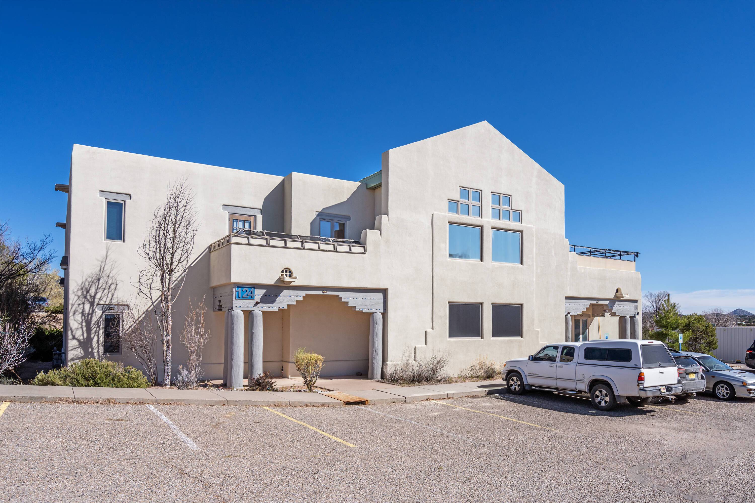 124 Siringo Rd, Santa Fe, NM 87505