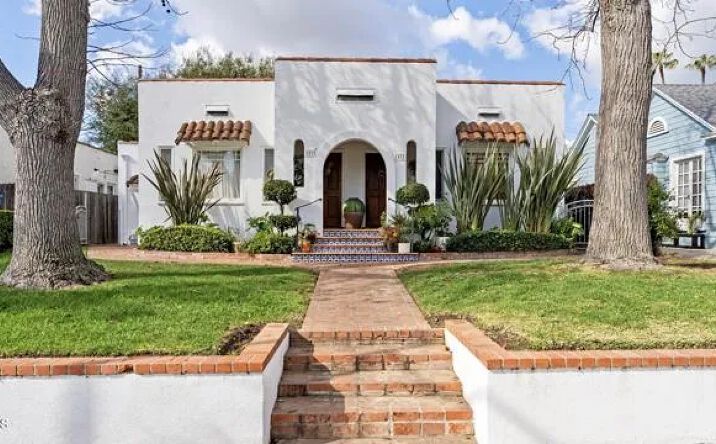 image of property at 1411 FAIR OAKS AVE South Pasadena CA 91030-3833