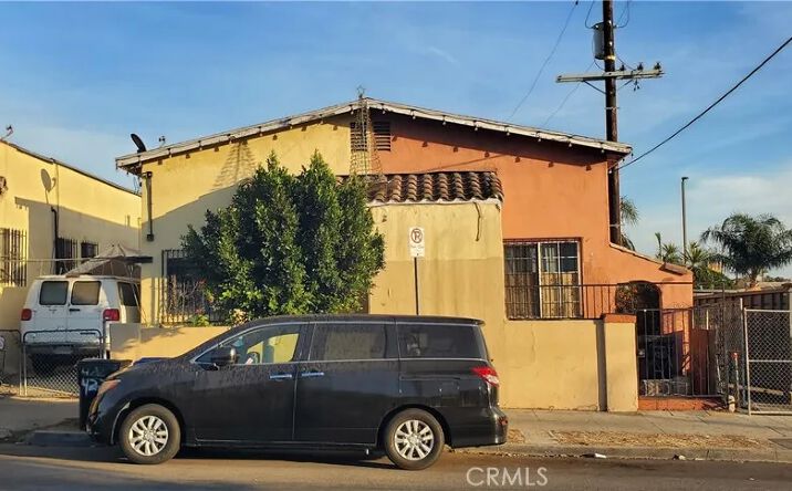 Pictures of Multifamily property located at 422 N Mott Street, Los Angeles, CA 90033 for sales - image #1