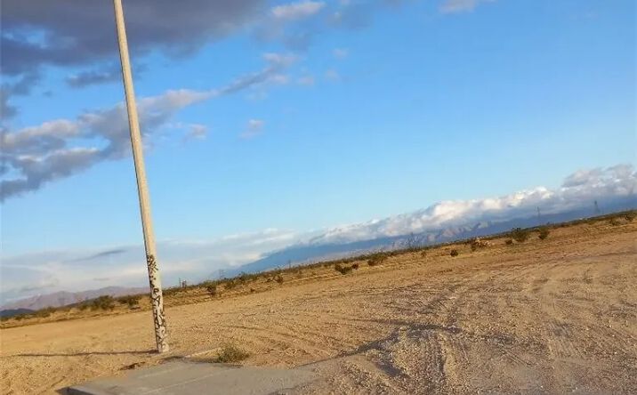 Pictures of Land property located at Throuoise, Adelanto, CA 92301 for sales - image #1