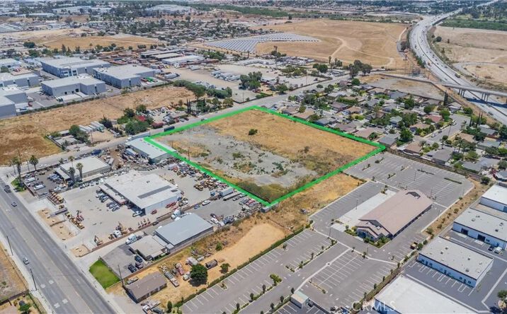 Pictures of Land property located at 5510 28th, Jurupa Valley, CA 92509 for sales - image #1