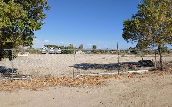 Pictures of Land property located at 4175 Warbler, Phelan, CA 92371 for sales - image #1
