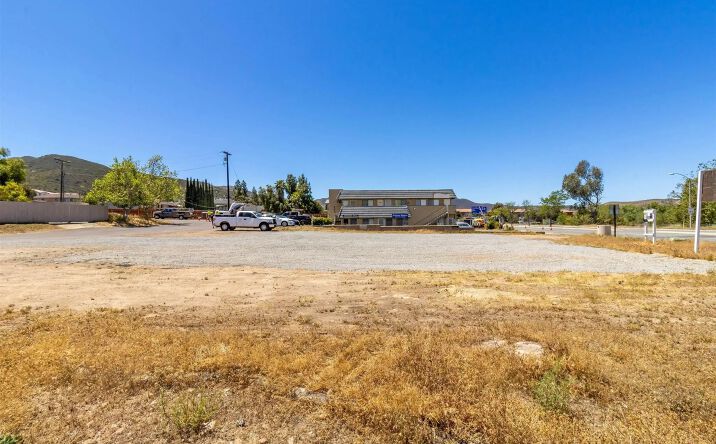 Pictures of Land property located at 8069 Mission George 1 Unit 1, Santee, CA 92071 for sales - image #1