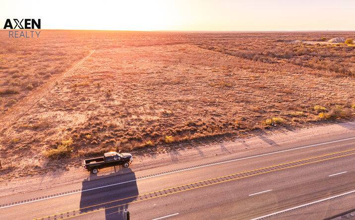 Pictures of Land property located at U.S. 83 Frontage Rd, Laredo, TX 78046 for sales - image #1