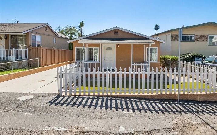 image of property at 5453 MILDRED ST San Diego CA 92110-2431