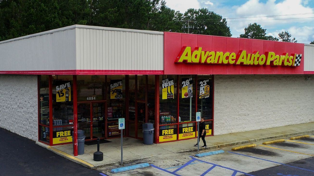 4894 Ashley Phosphate Rd, North Charleston, SC 29418 Retail Property