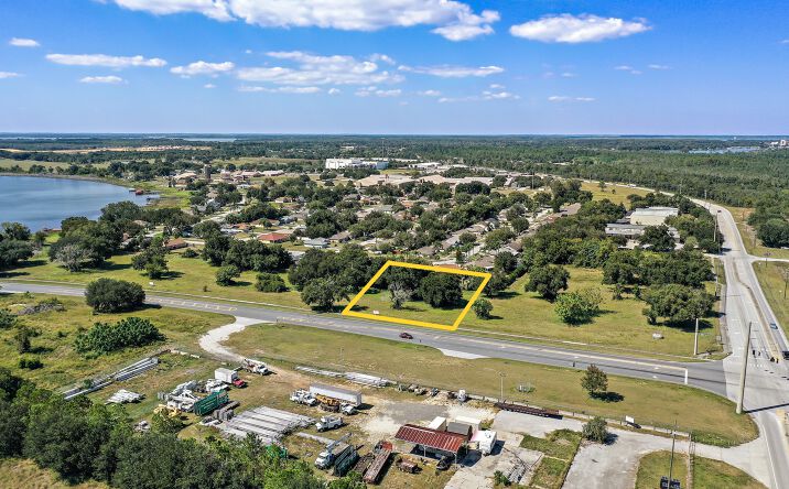 Pictures of Land property located at County Rd 448, Lot 1, Tavares, FL 32778 for sales - image #1
