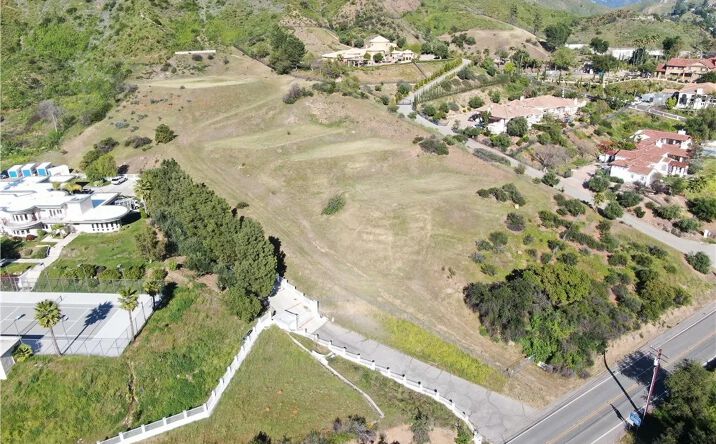 Pictures of Land property located at 29500 Mulholland, Agoura Hills, CA 91301 for sales - image #1